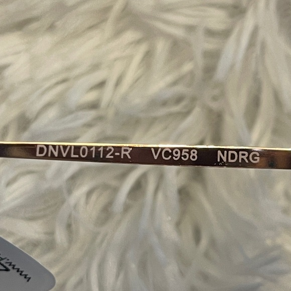 VINCE CAMUTO Metal Geometric Sunglasses In Rosegold 100% UV Protrction V… main image 4